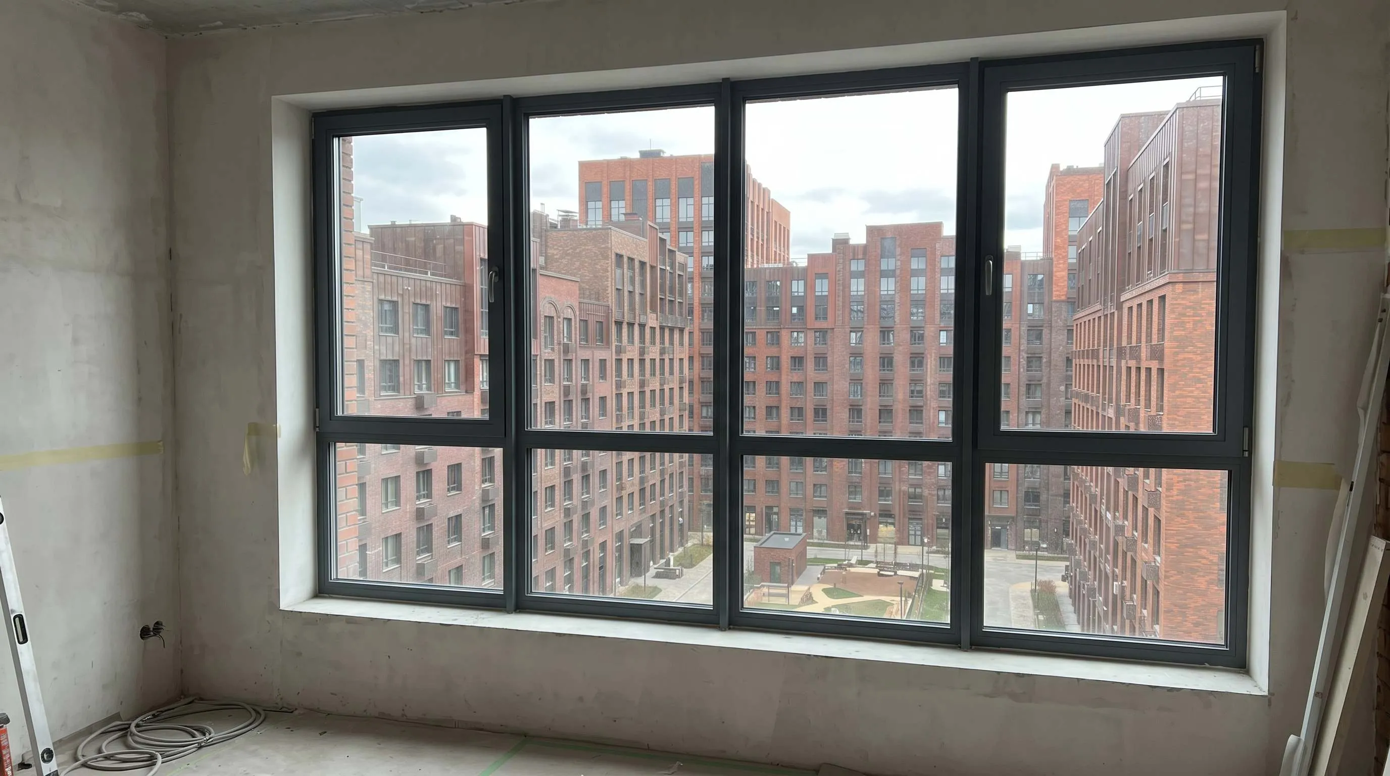 Замена холодного остекления от застройщика на теплое в ЖК Зиларт